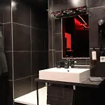 Room, L'interdit Appartement *