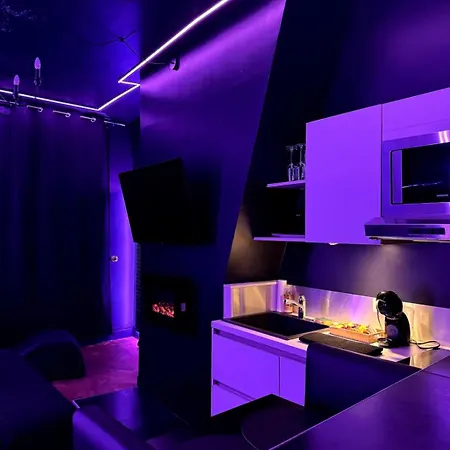 Room, L'interdit דירה רואן