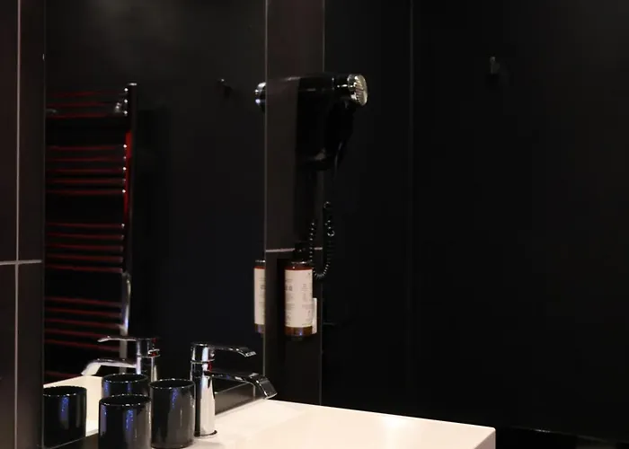 Room, L'interdit Rouen